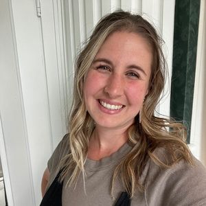 Meet your Posher, Posh